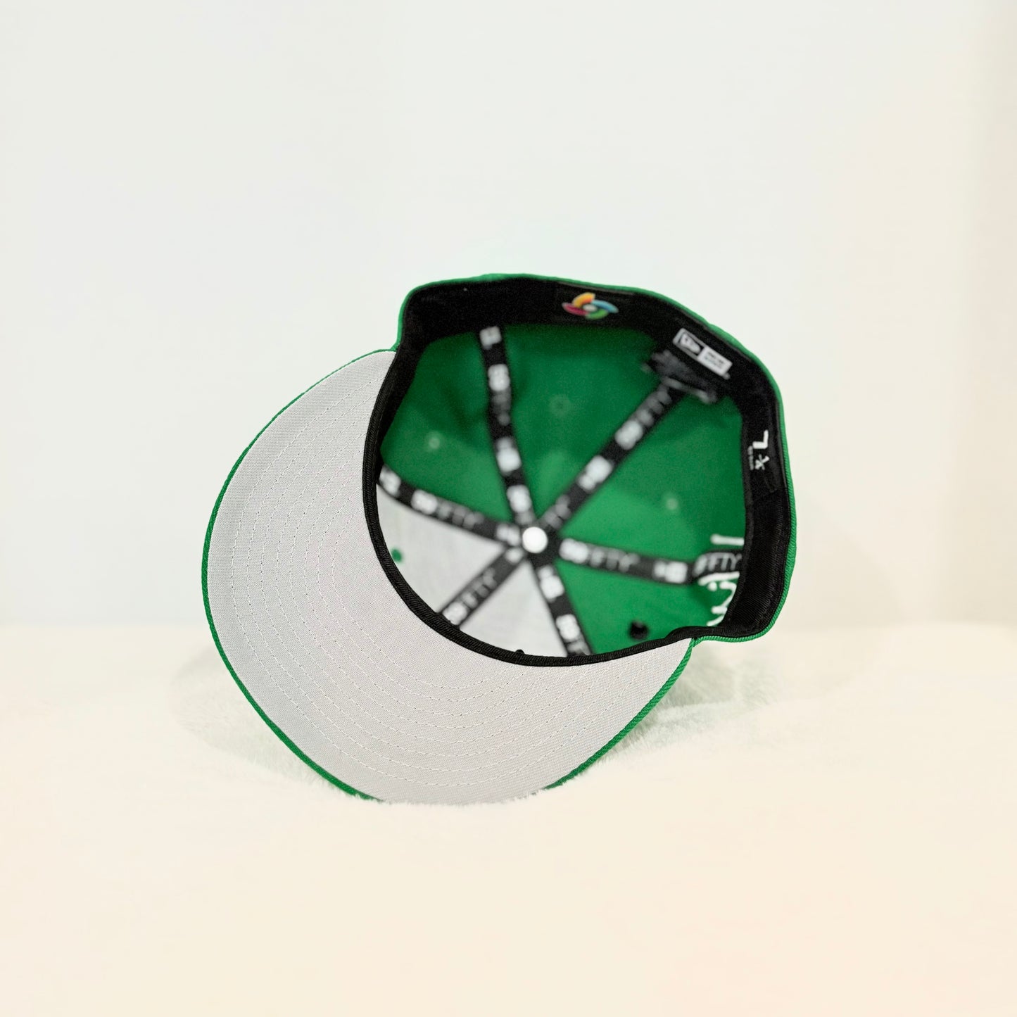 New Era Exclusive 59FIFTY Mexico Green and White W/ Embroidery side ‘Viva Mexico’